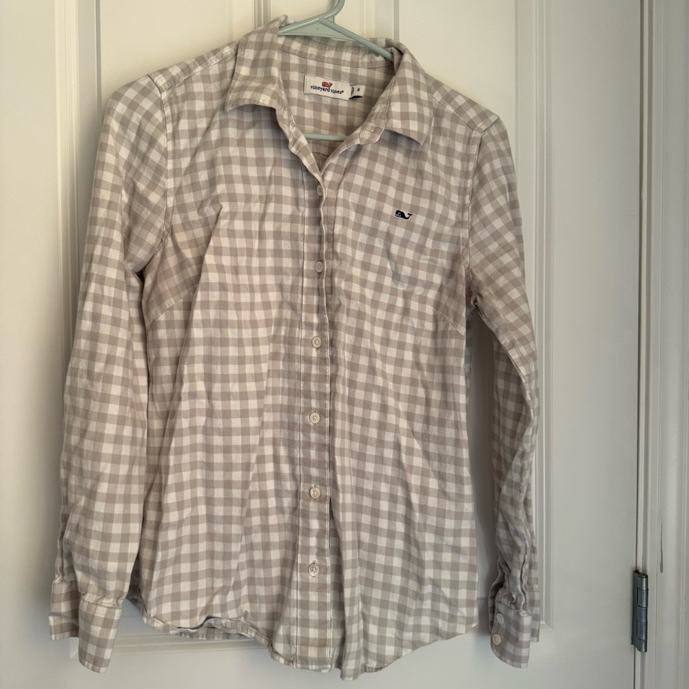 Vineyard Vines Beige Checkered Shirt. Used. Size 6